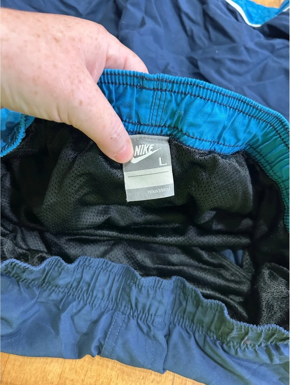 Nike Men's Swim Shorts Size Large Navy Blue with Light Blue Trim